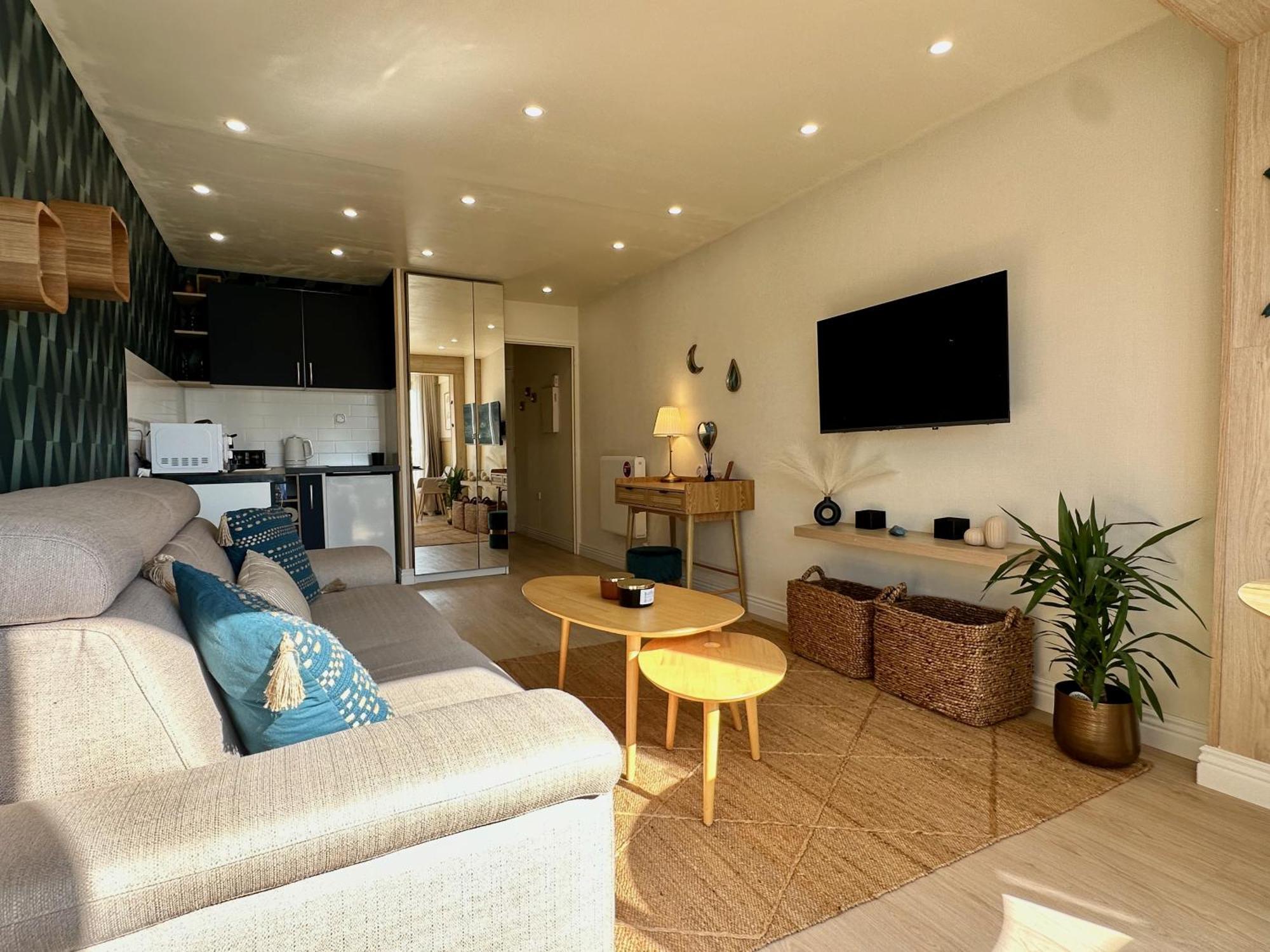 Renove A 3 Min De La Apartment *